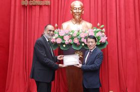 Bộ trưởng Lương Tam Quang tiếp Phó Tổng Thư ký Liên hợp quốc