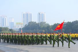 Lực lượng Công an nhân dân gương mẫu, đi đầu thực hiện Nghị quyết Đại hội XIV của Đảng, phấn đấu tạo ra những dấu ấn mới vì Đảng, vì dân*