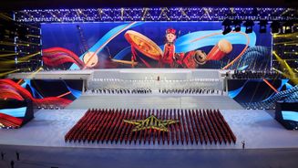 Ấn tượng màn đồng diễn xếp chữ của hàng nghìn chiến sĩ, học viên Bộ Tư lệnh Cảnh sát cơ động 