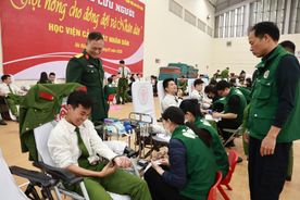 Lan tỏa nghĩa cử "Gần dân nhất" qua chương trình "Giọt hồng cho đồng đội và nhân dân"