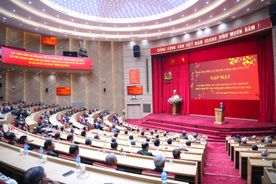 MPS leaders meet with high-ranking retired public security officers in the North