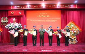 06 sĩ quan Công an nhân dân Việt Nam thực hiện nhiệm vụ gìn giữ hòa bình tại Phái bộ UNMISS 