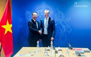 Vietnam, UK promote cooperation in combating illegal migration
