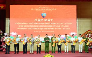 Lực lượng Cảnh sát cơ động phát huy truyền thống vẻ vang 52 năm xây dựng, chiến đấu và trưởng thành