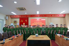 Bàn về giải pháp nâng cao chất lượng đào tạo Lý luận chính trị trong tình hình mới