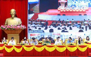 Minister Luong Tam Quang meets voters in Hung Yen province