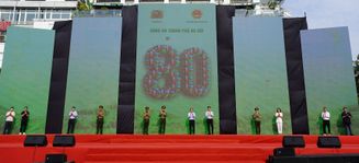 Thứ trưởng Lê Quốc Hùng dự Lễ hưởng ứng Cuộc thi sáng tạo video clip “Tổ quốc bình yên”