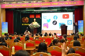 Trang bị kiến thức tự bảo vệ và phòng chống tội phạm mạng, tội phạm sử dụng công nghệ cao cho lứa tuổi học sinh