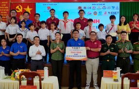 Hành trình đỏ - Côn Đảo: Khát vọng xanh, tri ân và gắn kết