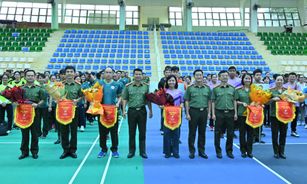 Hoạt động thể thao chào mừng kỷ niệm 81 năm Ngày truyền thống Công an nhân dân Việt Nam