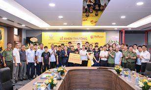 Khen thưởng Đội Bóng bàn CAND đạt Nhất toàn Đoàn tại Đại hội Thể thao toàn quốc lần thứ X