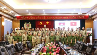 Khai giảng lớp bồi dưỡng chuyên đề an ninh, an toàn trại giam cho cán bộ Bộ Nội vụ Vương quốc Campuchia năm 2026