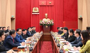 Youth and women’s organizations of Vietnamese and Lao MPS Offices strengthen exchanges