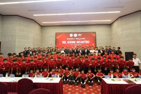 Chủ tịch FIFA Gianni Infantinothăm Trung tâm đào tạo bóng đá trẻ và Khu liên hợp thể thao PVF Bộ Công an