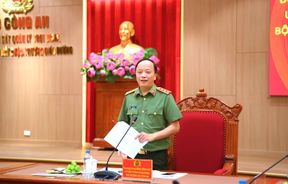 Thứ trưởng Đặng Hồng Đức làm việc tại Cục Cảnh sát quản lý trại giam, cơ sở giáo dục bắt buộc, trường giáo dưỡng