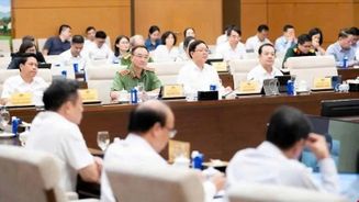 Tăng chế tài xử lý vi phạm hành chính để nâng cao ý thức chấp hành pháp luật và thiết lập trật tự kỷ cương
