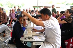 Lào Cai: Khám, cấp phát thuốc miễn phí cho nhân dân xã Bảo Hà
