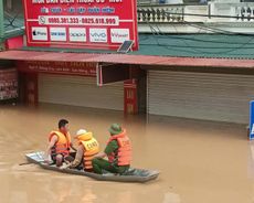 Công an tỉnh Bắc Ninh chủ động kịp thời hỗ trợ, bảo đảm an toàn cho người dân khi lũ dâng cao