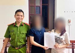 Hà Tĩnh: Công an xã Cẩm Bình hỗ trợ trả lại 02 tỷ đồng cho người chuyển nhầm tài khoản