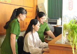 Công an cơ sở - Cầu nối giữa chính quyền và nhân dân trong chuyển đổi số