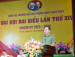 Tiếp tục đổi mới nội dung, chương trình, phương pháp đào tạo bám sát yêu cầu thực tiễn công tác công an