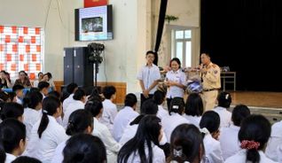 Lai Châu: Tăng cường tuyên truyền Luật Trật tự an toàn giao thông cho giáo viên, học sinh