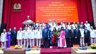 Truy tặng danh hiệu Anh hùng Lực lượng vũ trang nhân dân cho cố Bộ trưởng Bộ Nội vụ Bùi Thiện Ngộ