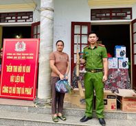 Thanh Hóa: Công an xã Hồi Xuân tiếp tục triển khai chương trình “Đổi quà lấy vũ khí, vật liệu nổ, công cụ hỗ trợ”