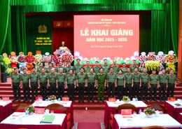 Thứ trưởng Lê Văn Tuyến dự và chỉ đạo tại Lễ khai giảng năm học 2025 – 2026 của Trường Đại học Kỹ thuật – Hậu cần Công an nhân dân