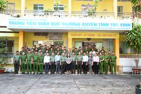 Công an tỉnh Vĩnh Long khai giảng lớp bồi dưỡng tiếng Khmer cho cán bộ, chiến sĩ