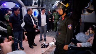 Gia Lai: Đột kích, khám xét hàng loạt tụ điểm “bay lắc”