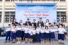 Joining hands to support disadvantaged students in Gia Lai province