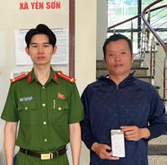 Sơn La: Công an xã Yên Sơn giúp trao trả lại hơn 100 triệu bị chuyển nhầm