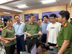 Công an Thành phố Hồ Chí Minh đồng loạt ra mắt, đưa vào vận hành Bộ phận Một cửa tại Công an các phường, xã