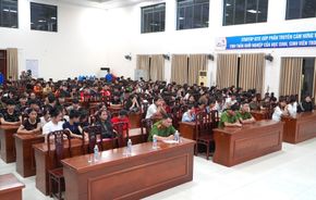 Thai Nguyen police strengthening communication efforts to prevent juvenile-related crimes