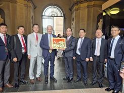 Thứ trưởng Trần Quốc Tỏ thăm và làm việc tại Italy, Tây Ban Nha và Pháp