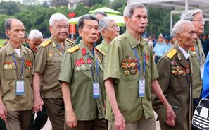 Chế độ, chính sách đối với cán bộ, chiến sĩ Công an nhân dân tham gia chiến tranh bảo vệ Tổ quốc, làm nhiệm vụ quốc tế ở Campuchia, giúp bạn Lào sau ngày 30/4/1975