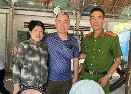 Ho Chi Minh City police help French citizen reunite with relative
