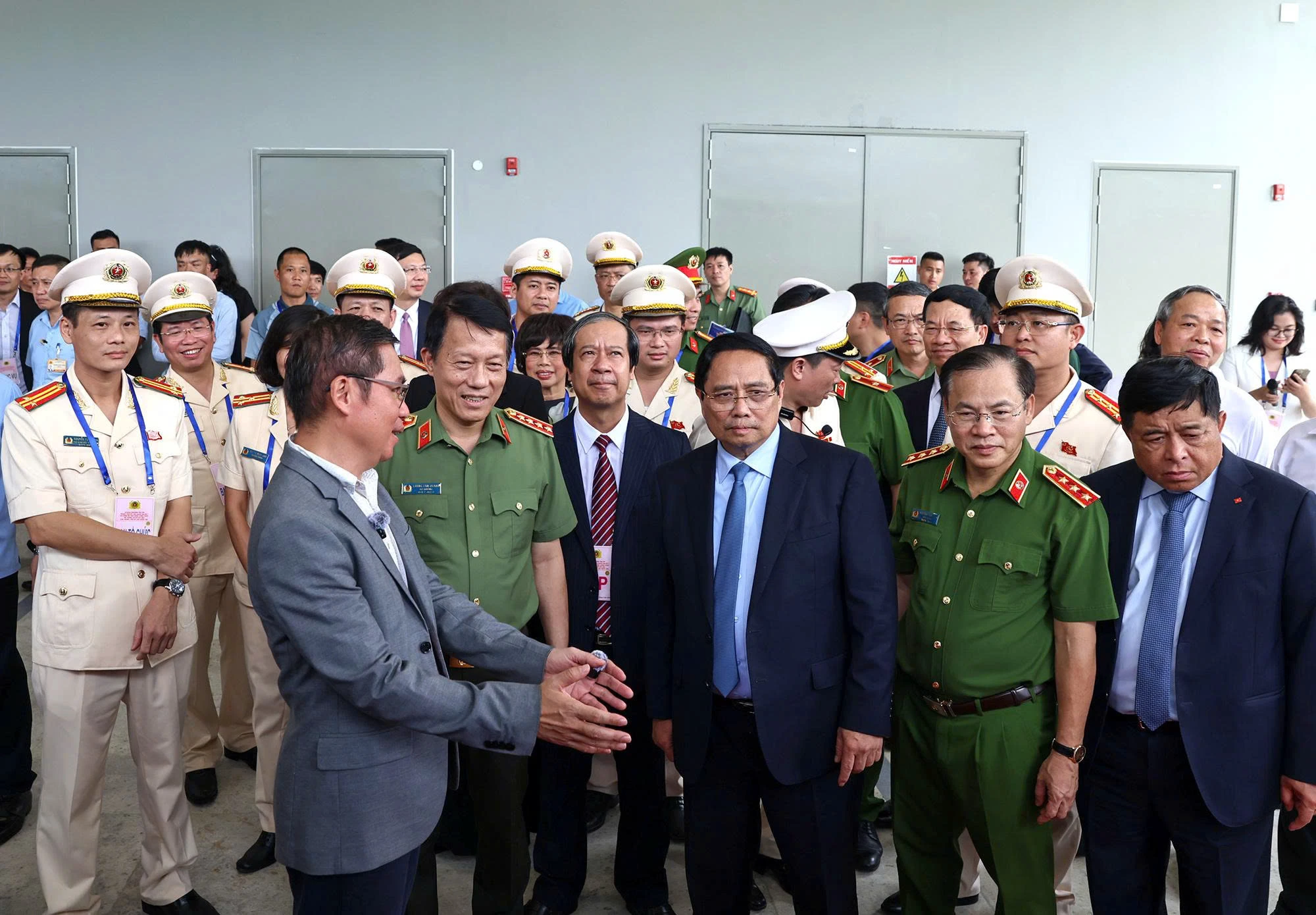 dce85b4da59b2dc5748a.jpg