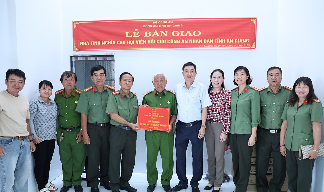 1Z6A4564 copy.jpg