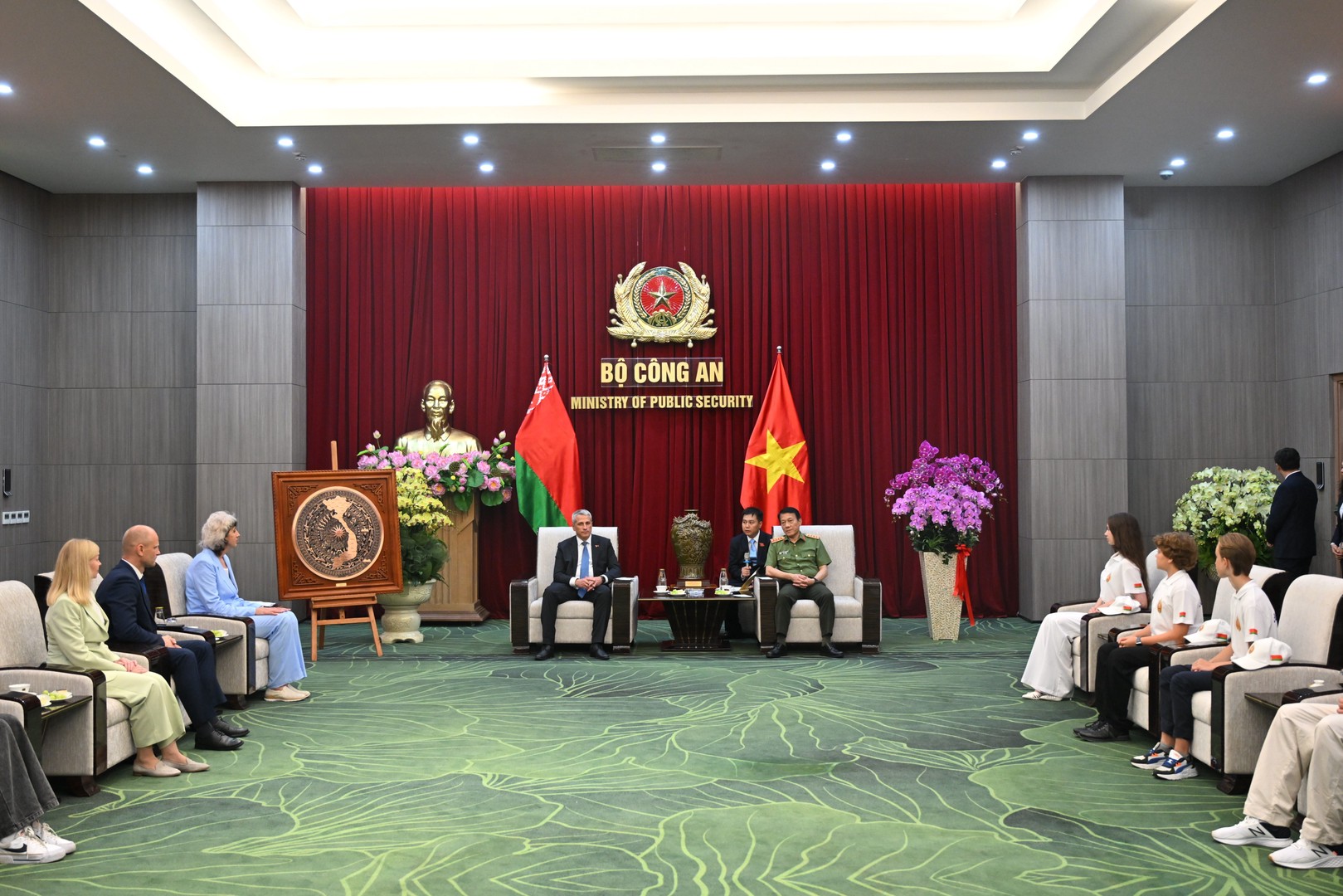 1 quang canh.JPG