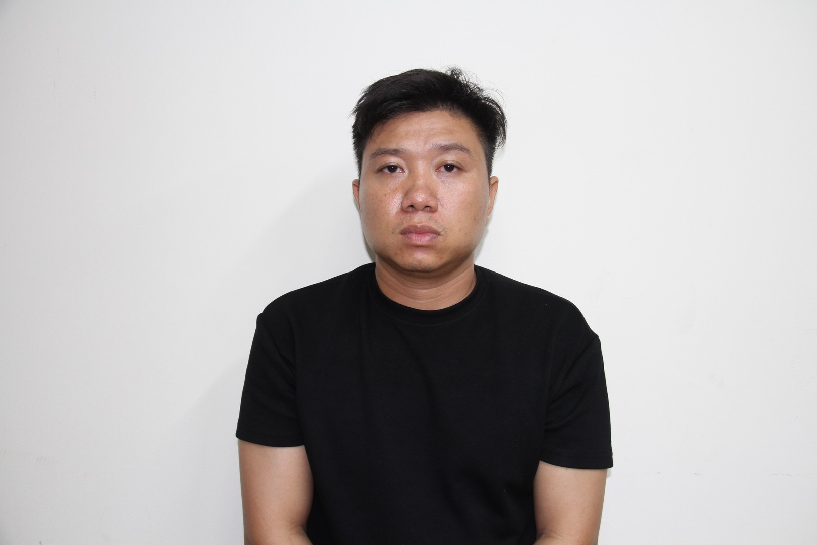 2. Đối tượng Hoàng Văn Thứ.JPG