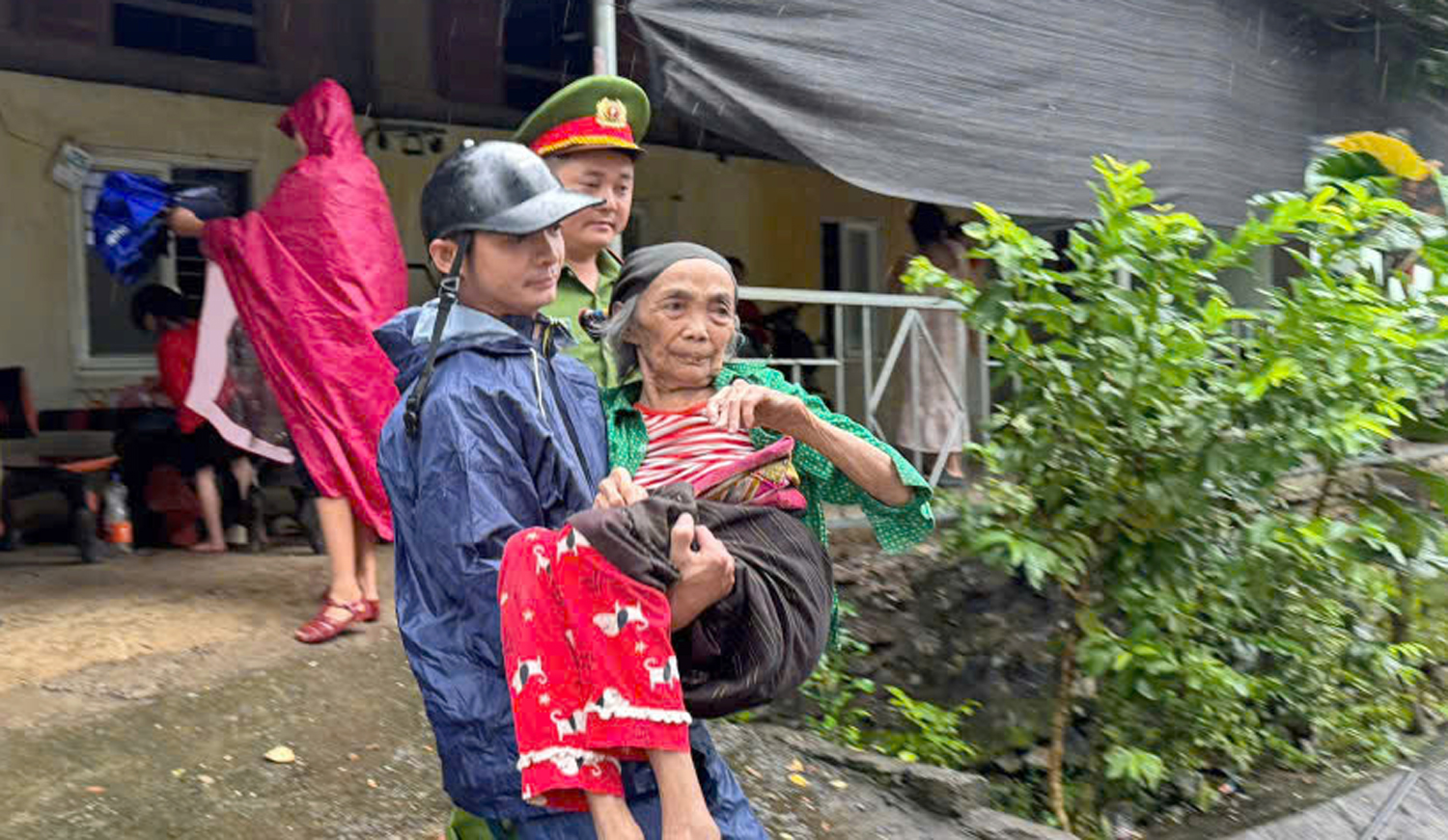 8. CA Tam Lu.jpg