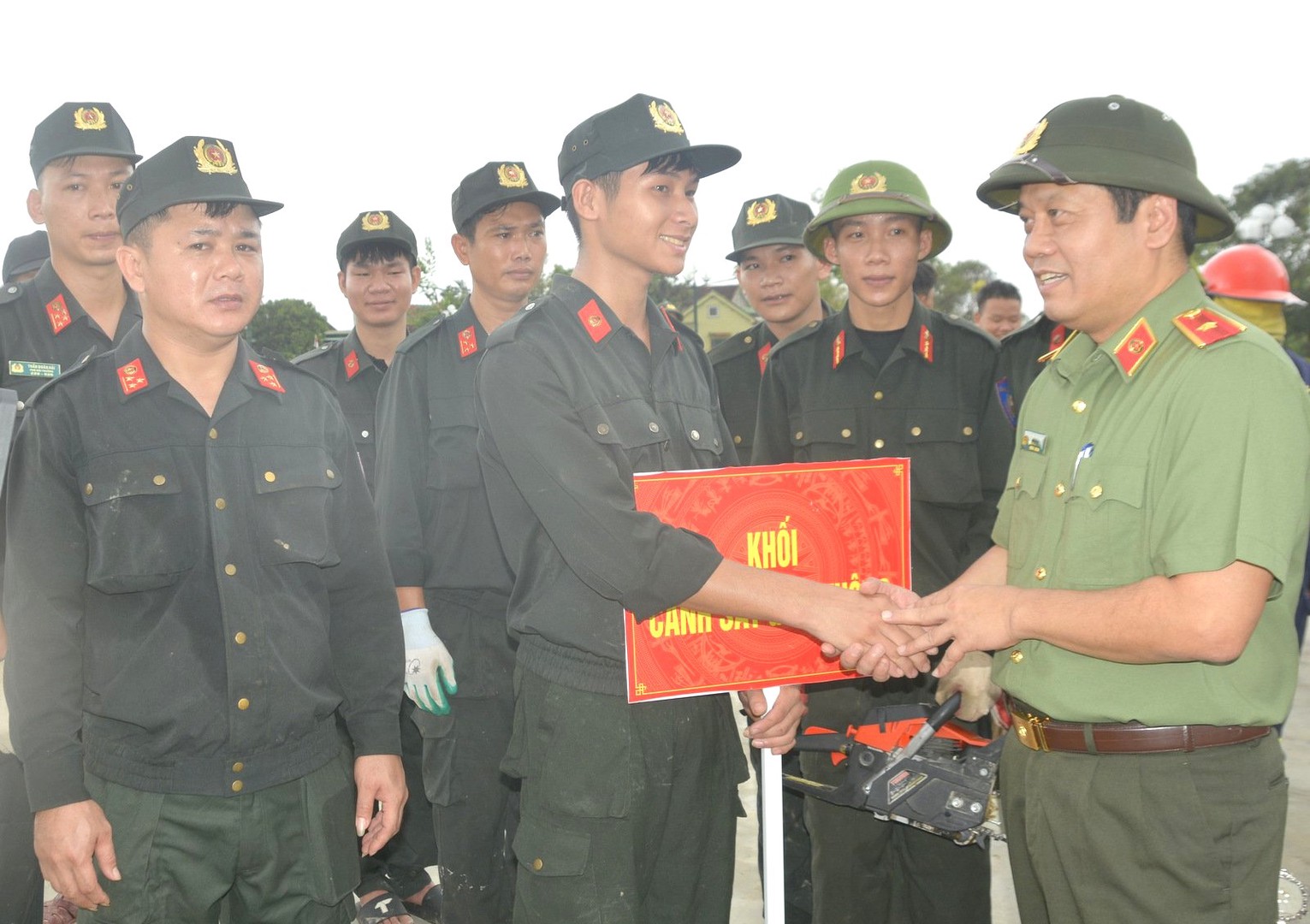 59409d346f62e43cbd73.jpg