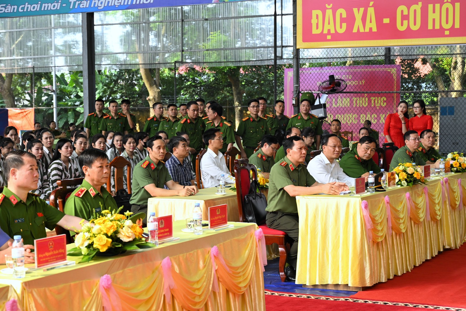 1 dai bieu.JPG