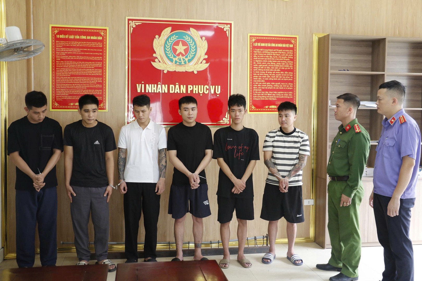 gen-h-doi tuong2.jpg