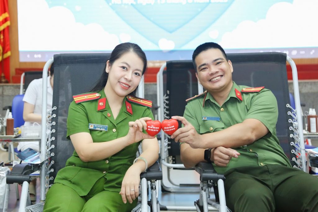 Vo-chong-cong-an-Ly-Nguyen-4-1024x682.jpg