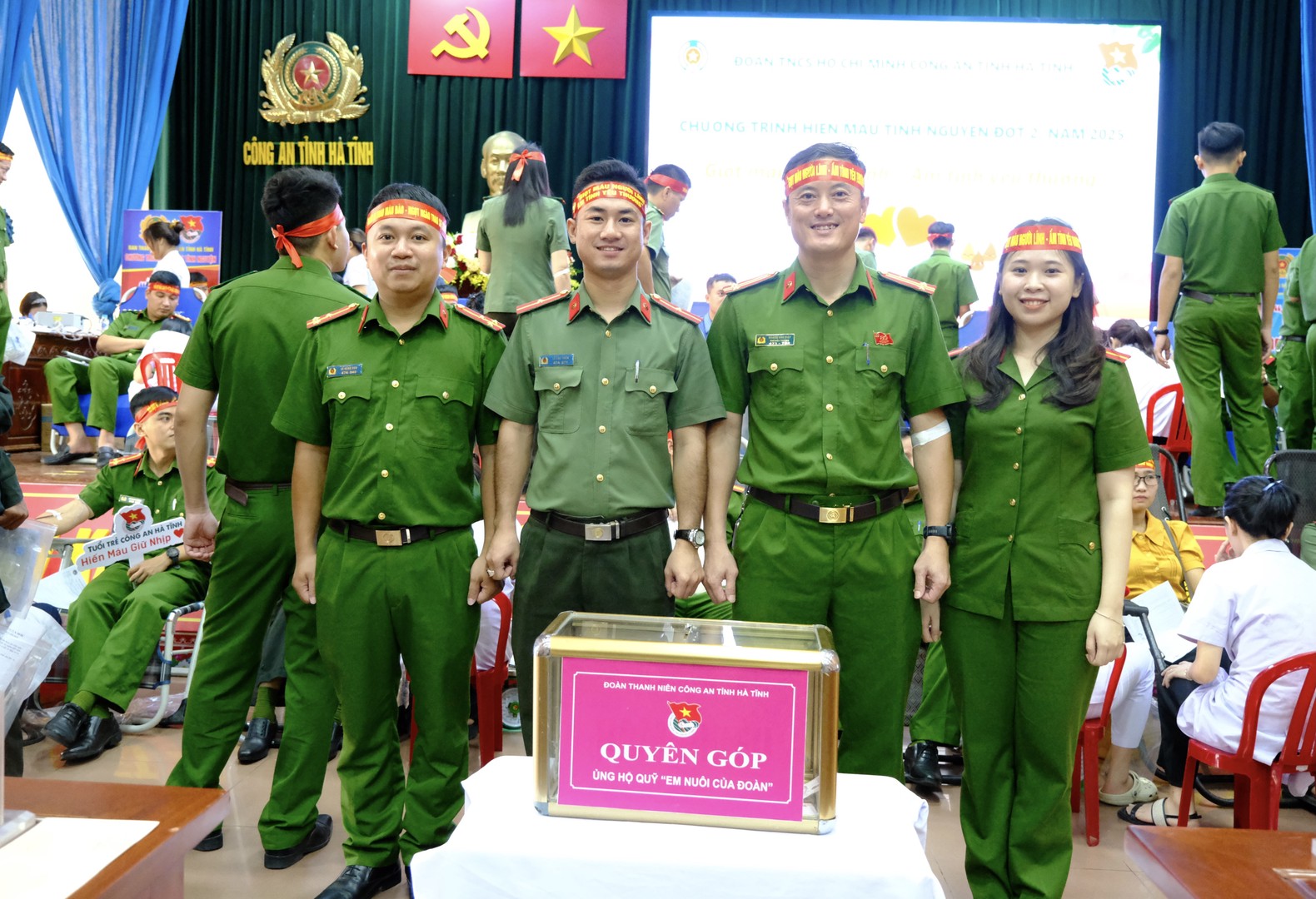CBCS tham gia ủng hộ mô hình _em nuôi của đoàn_.jpeg
