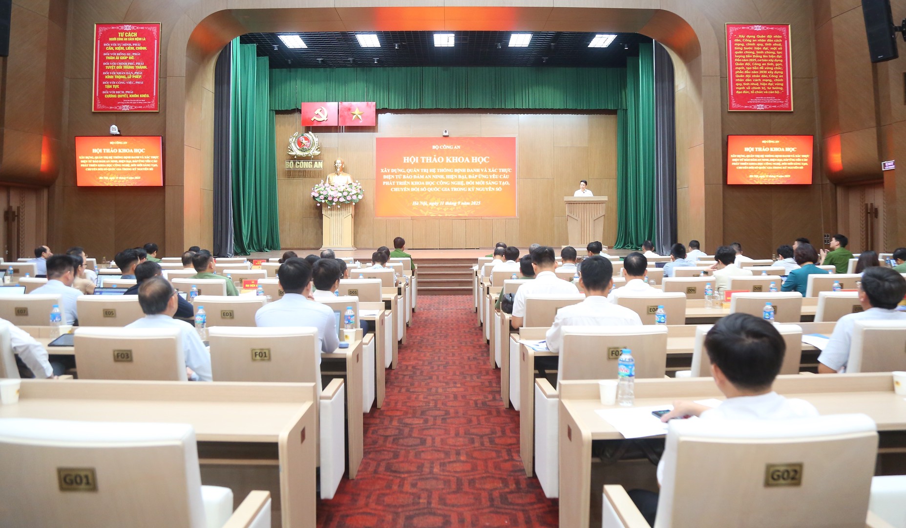 2 quang canh.jpg