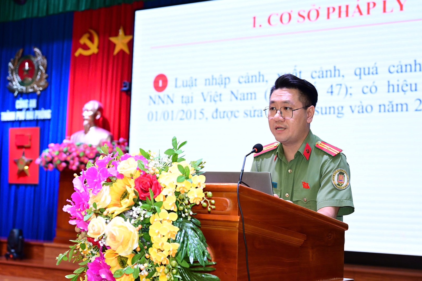 2 bai giang.jpg